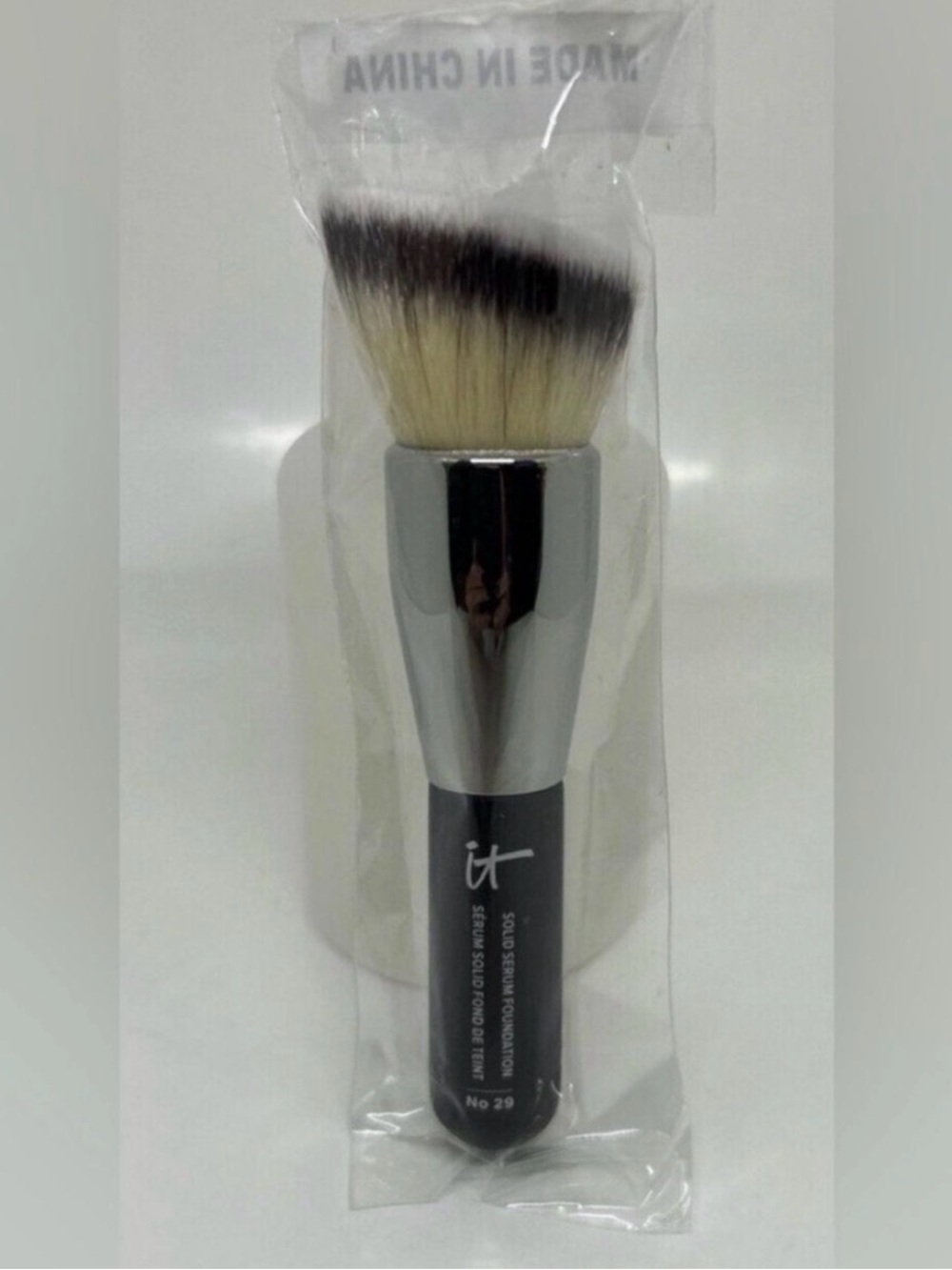 IT Cosmetics No.29 Duo-Finish Foundation Brush - Black